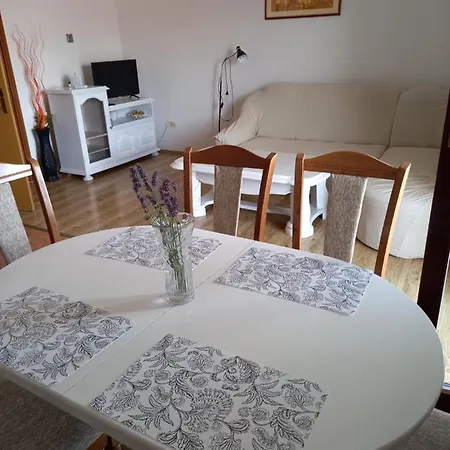 Appartement Vrdoljak Pag Town
