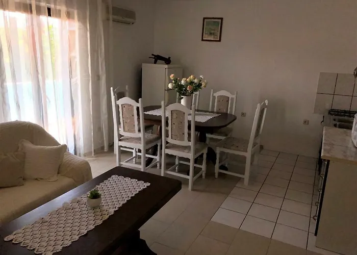 Apartmán Vrdoljak Pag Town